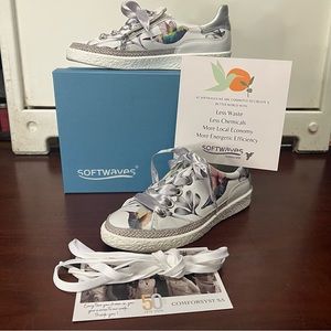Softwaves white/silver Hummingbird Sneakers with original box US 7 EU 37 RARE